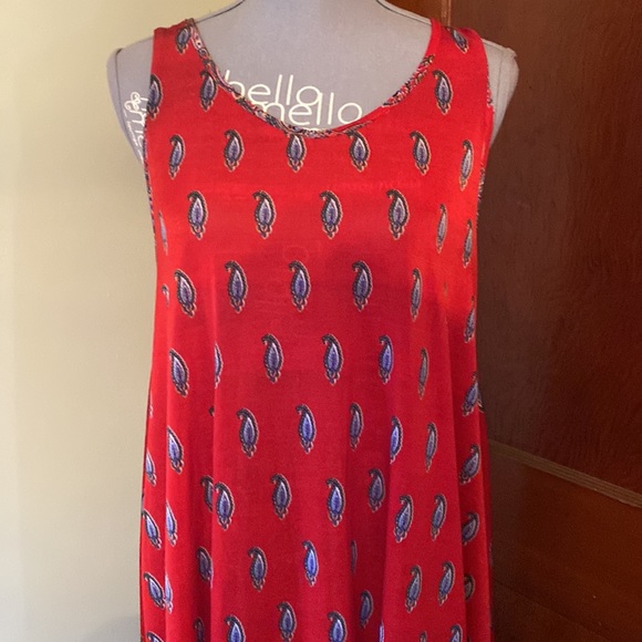 🌈Isla Soneta Red paisley dress🌈 - Picture 4 of 8